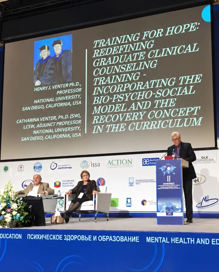 Dr. Henry Venter presenting at an international mental health conference